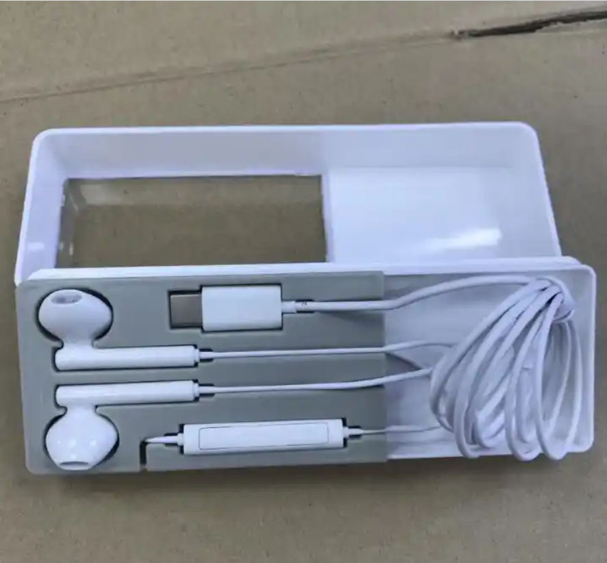 Mic Volume Earphone , USB Type C jack In Ear Headphones